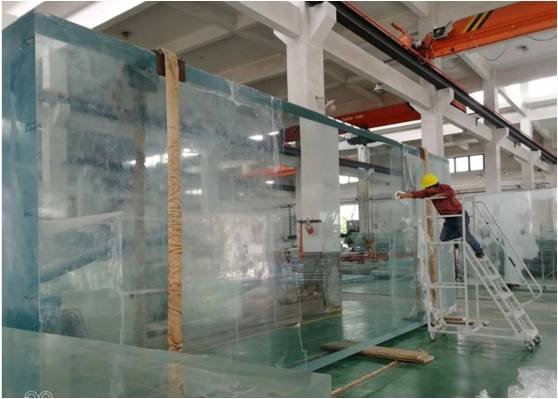 glass pool Production